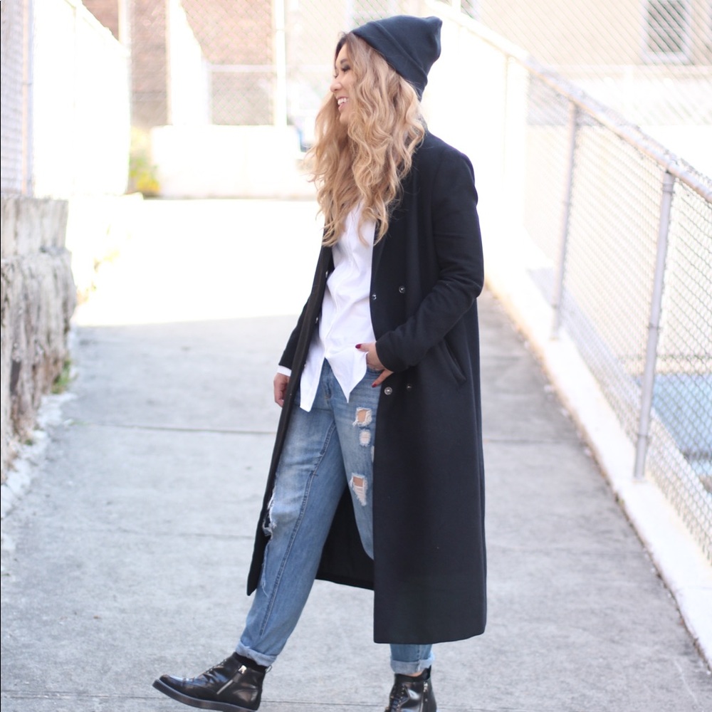 Black light long coat